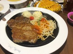 -豪客来牛排(空港华联店)