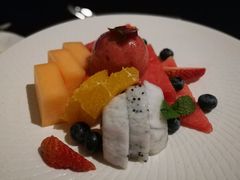 水果荟萃草莓雪芭-圣丰索菲特·法国餐厅