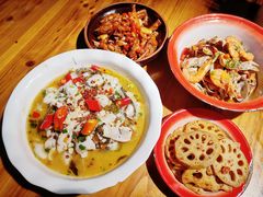 -老三样·美食研究中心(世贸路店)
