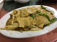 花腩炒鲜笋-天强农家菜馆