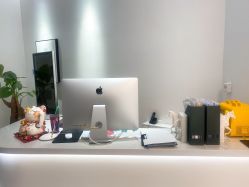 -微笑雨嘉造型护肤