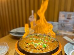 -蜜桃餐厅·伴山(海岸城店)