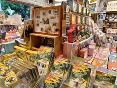 -猫的天空之城概念书店(杭州南宋御街店)