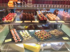 -鲜艳西餐厅(衡山路十二号华邑店)