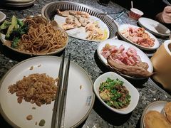 烤肉-钱小奴海鲜自助黑金店(杭州滨江龙湖店)