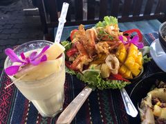 -Tikky Cafe