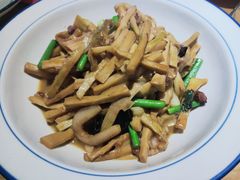 -吕氏疙瘩汤·私家菜馆(慈云寺店)