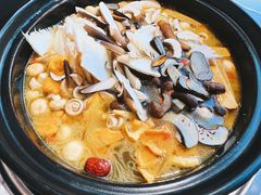 -野菌皇海景野生菌火锅(滨海大道店)
