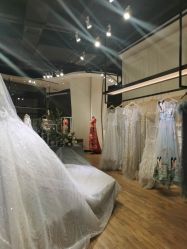 -南京宝娜嫁衣婚纱礼服馆(中央路店)