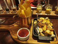 -恰餐厅及酒吧 CHAR Bar & Grill (北京丽都皇冠假日店)
