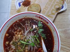 -魔都三兄弟酸辣粉·蘸卤炸串(虹桥万科店)