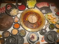罗宋汤-哥老官重庆美蛙鱼头(宝山龙湖店)
