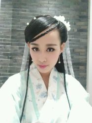 -盘子女人坊古装写真摄影(厦门总店)