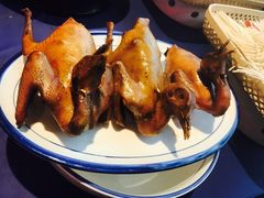 光明卤乳鸽-陈鹏鹏潮汕菜(宝安机场T3航站楼店)