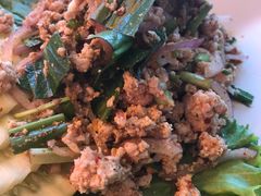 -J Daeng Seafood
