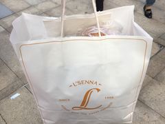 -罗森尼娜(德思勤店)