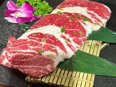 -喜牛烧肉酒场·黑金店(威高广场店)