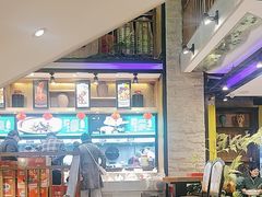 -黄泥岗·地道湖北菜(奥特莱斯店)