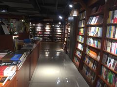 -新华书店(印象城店)
