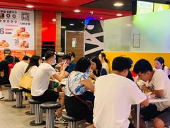 -麦当劳甜品站(高德置地广场春广场店)