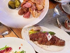 -MONICH牛排融合餐厅(和义大道购物中心店)