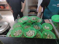 -周震馄饨