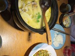 -九锅一堂酸菜鱼(学府凯德店)