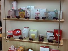 零售区-Tims天好咖啡·贝果(东吴龙湖天街店)