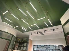 -潮界(LU·ONE凯德晶萃广场店)