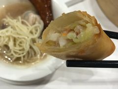 鲜虾鸡丝炸春卷-星湖愉景酒家