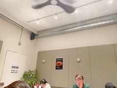 -粉八·云南米线·建水烧烤(常熟路店)