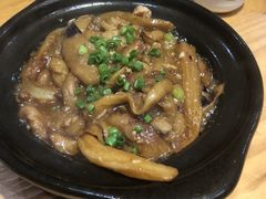 鱼香茄子煲不含米饭-东江厨岸（惠州味道）(江畔花园店)