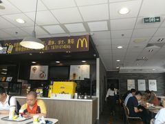 门面-麦当劳(健德桥得来速店)