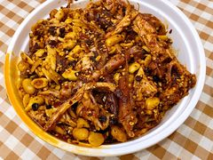 麻辣手撕香卤兔-鑫记婆婆兔·成都特产·兔头手撕兔(太古里店)