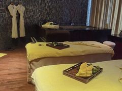 -三亚美高梅度假酒店滺水疗