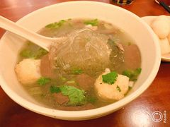 -佬钱湾仔(衣裳街店)