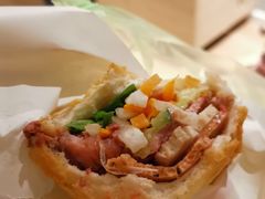-Bánh Mì Huynh Hoa