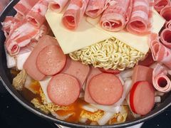 -炙韩料理·部队锅专门店