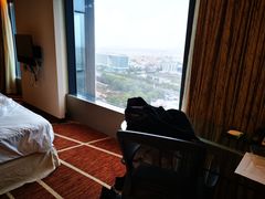 -上海虹桥西郊假日酒店