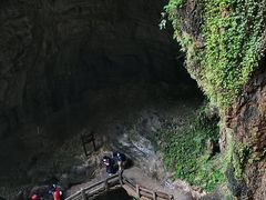 -龙水峡地缝景区