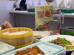 -紫光园·烤鸭·北京菜(团结湖店)