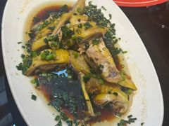 -魏铭鱼头捞饭(晋阳路店)