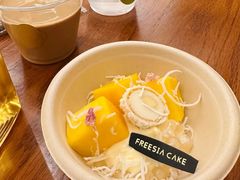 -小苍兰风铃草蛋糕甜品(沈阳店)