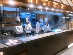 自助取餐区-泓历皇朝酒店(东亭店)