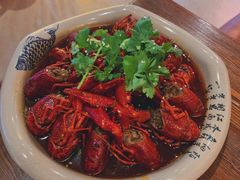 香辣小龙虾-跳舞牛·串烧酒场(麦地店)