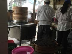 -严氏重油烧麦(民权路店)