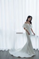 -Lady  Jane高端婚纱礼服馆