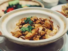 石锅沙姜三葱鸡-螃蟹之家·新加坡特色料理(银泰中心in99店)