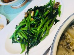 -大树餐厅(红旗街万达店)