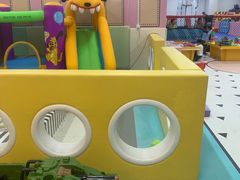 -侎宝运动成长中心(嘉定大融城店)